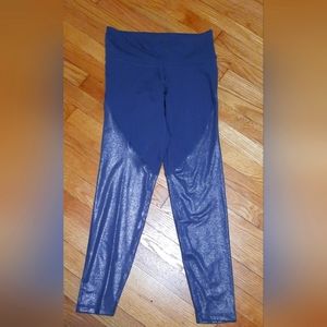 NWOT Old Navy Active Go Dry Gray blue Metallic Leggings